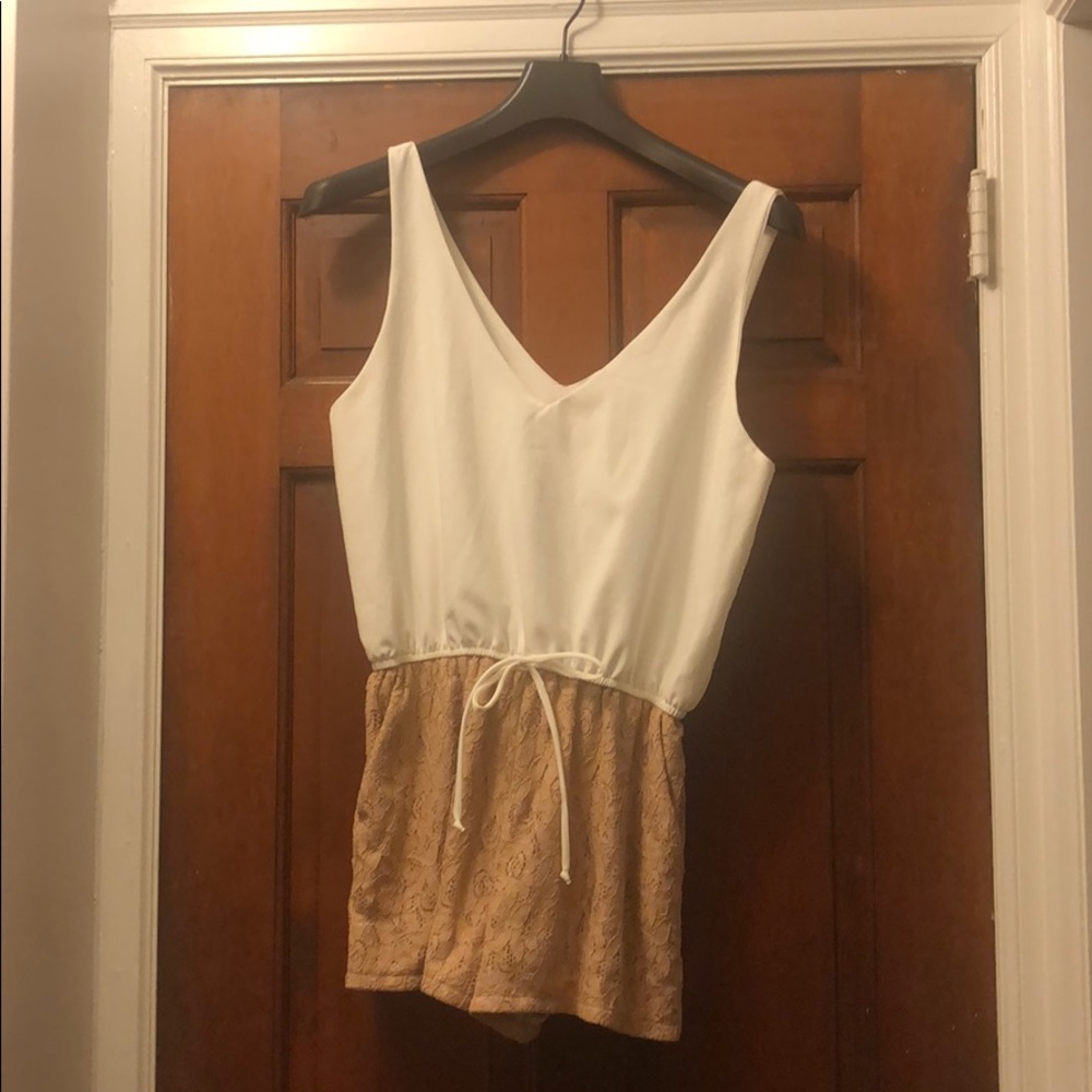 Love..Ady White & Tan  Romper-Size: Large